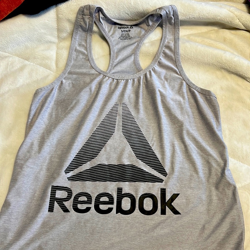 Reebok Size Small Tank